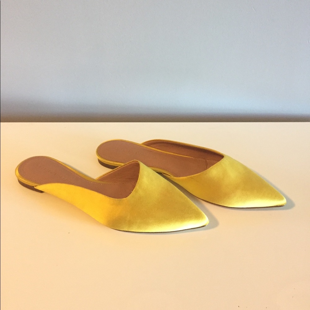 Sigerson Morrison Sheryle mule slides yellow 39